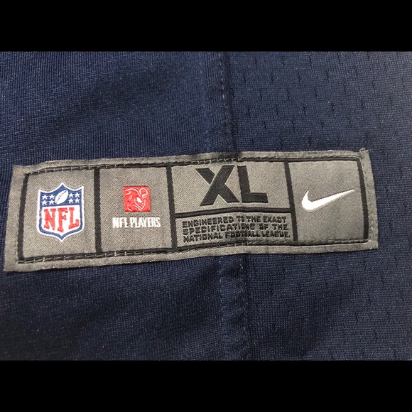 Seahawks Wilson Jersey - Picture 3 of 3